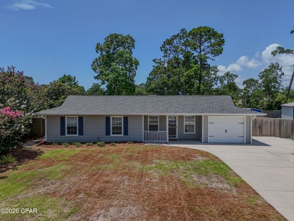 115 Circle Drive , Panama City Beach, FL 32413