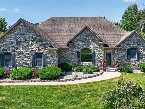 325 Priest Road, Owosso, MI 48867