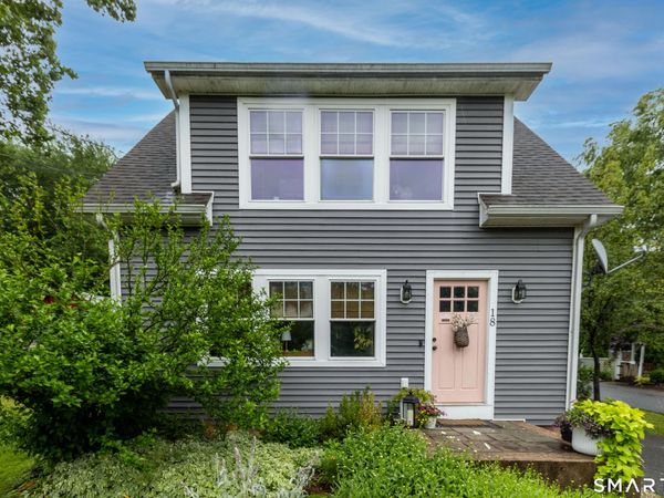 18 Hicksville, Cromwell, CT 06416