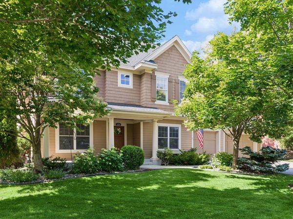 2404 Fieldstone Curve, Woodbury, MN 55129