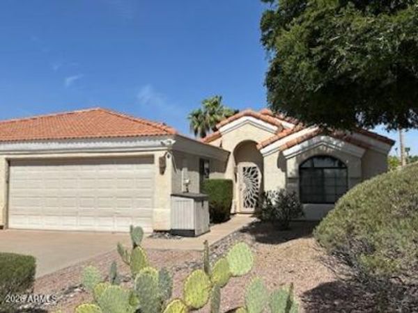 14462 N SHERWOOD Drive, Unit B, Fountain Hills, AZ 85268