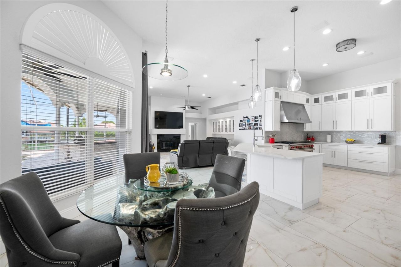 9801 Compass Point Way, Tampa, FL 33615 Photo