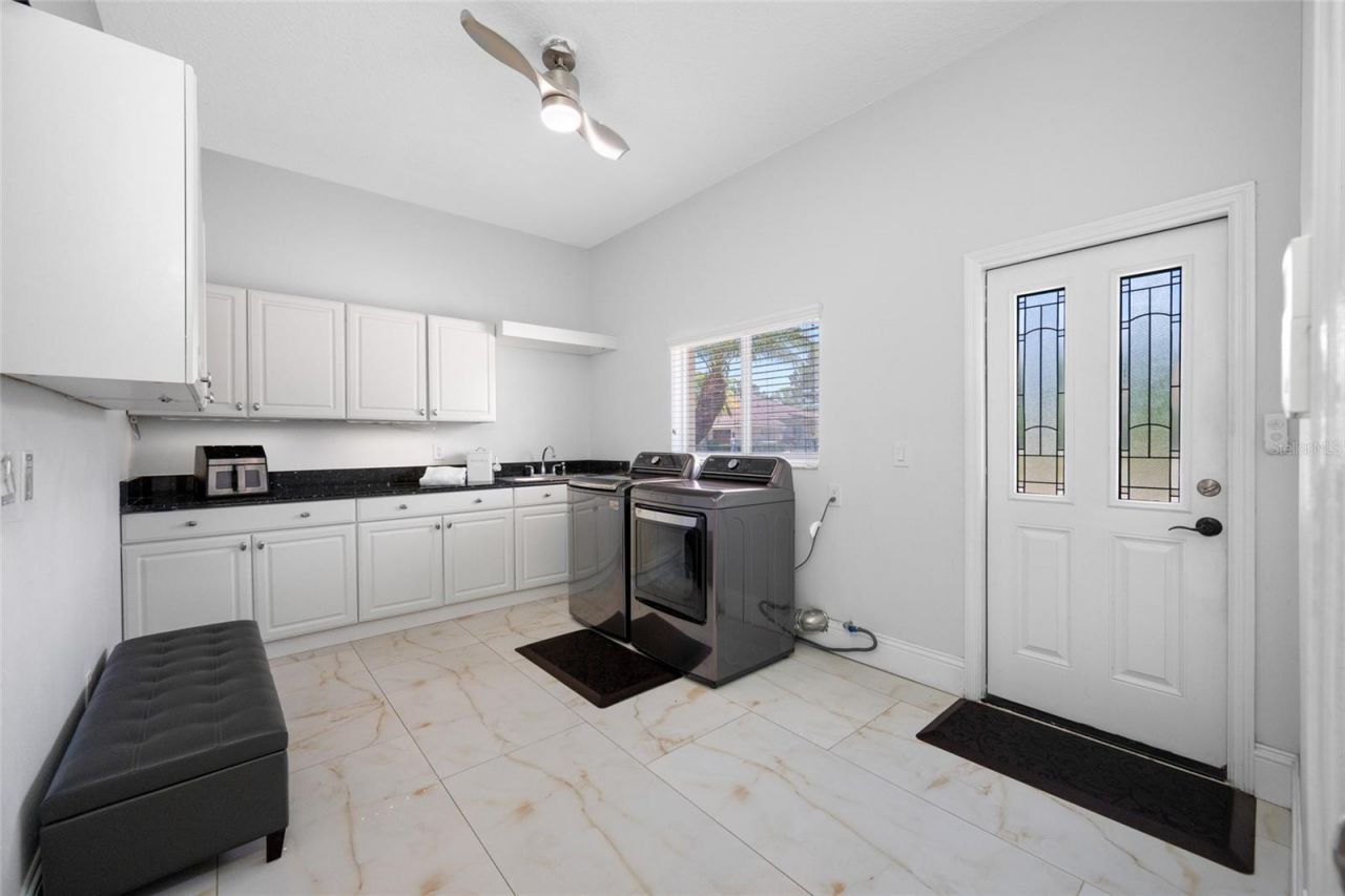 9801 Compass Point Way, Tampa, FL 33615 Photo