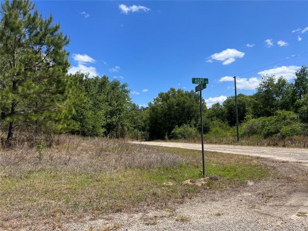 689 E HOPE PLACE , DUNNELLON, FL 34434