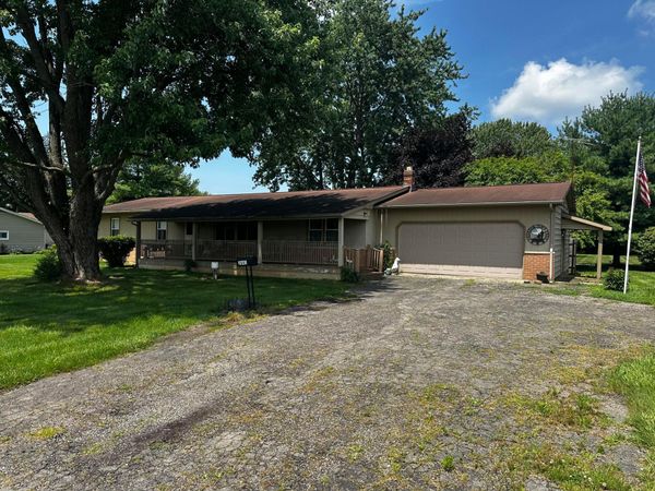 2641 Walnut Creek Pike , Circleville, OH 43113