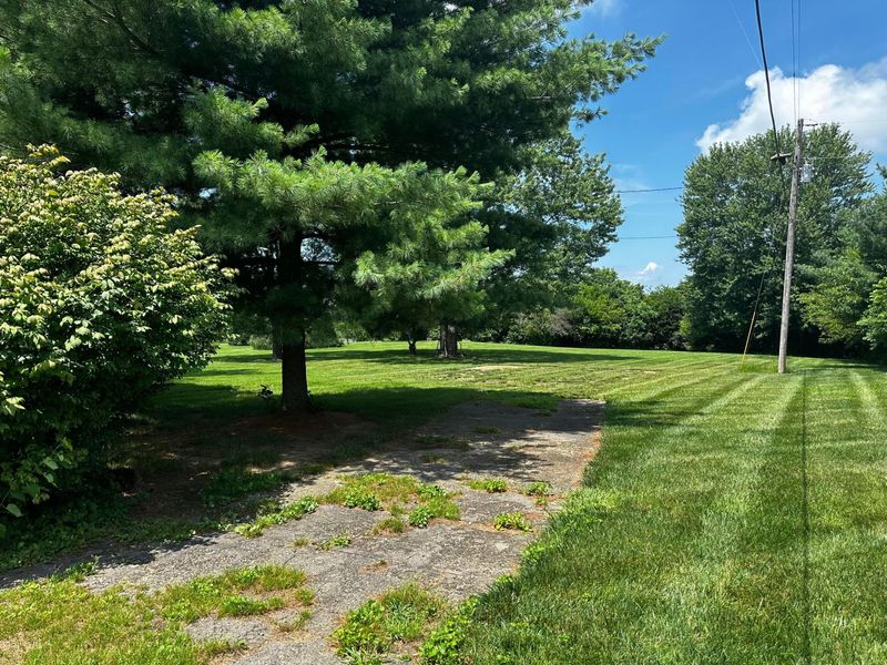 2641 Walnut Creek Pike, Circleville, OH 43113 Photo 3