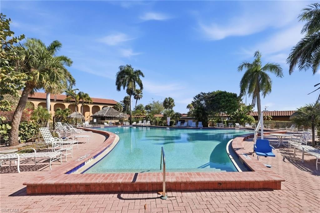 25000 Tamiami Trl E, Unit D152, Naples, FL 34114 Photo