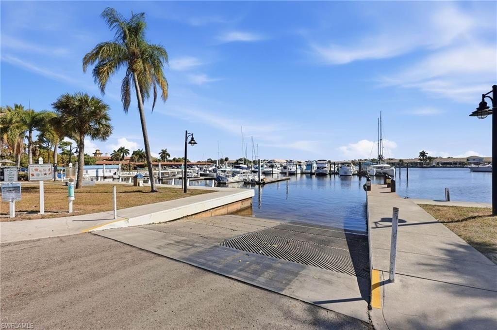 25000 Tamiami Trl E, Unit D152, Naples, FL 34114 Photo