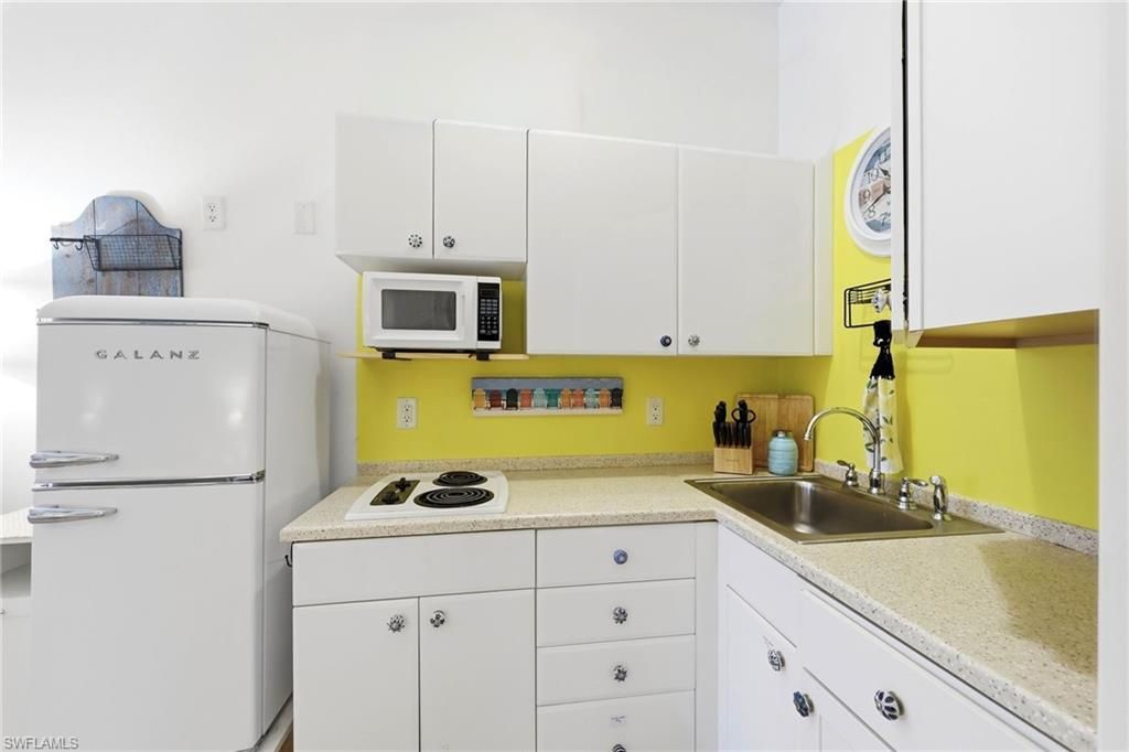 25000 Tamiami Trl E, Unit D152, Naples, FL 34114 Photo