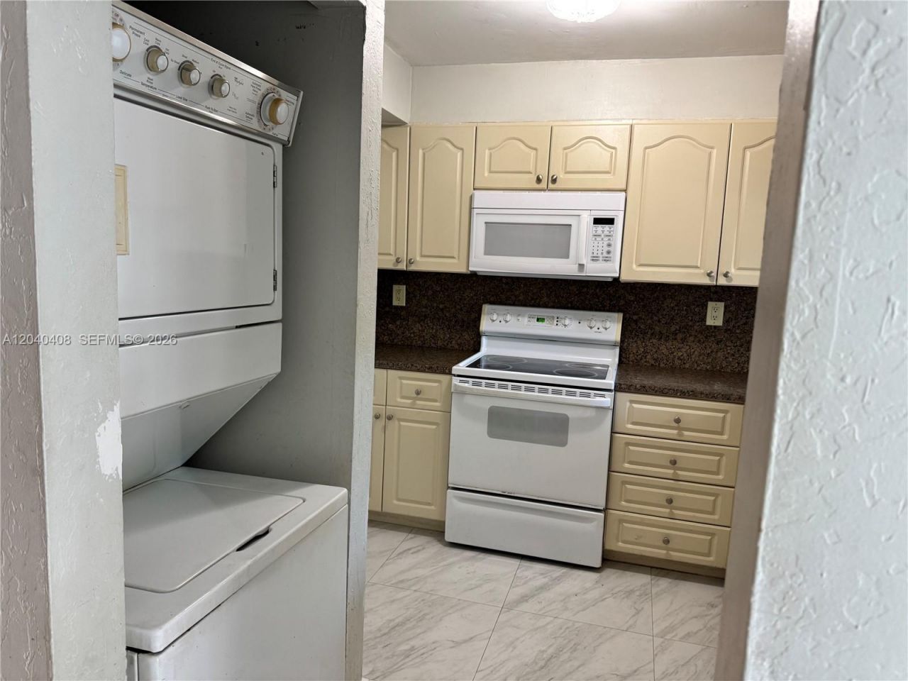 11800 SW 18th St , Unit 322-4, Miami, FL 33175 Photo