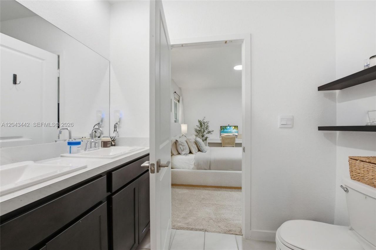 1774 SE 9th Ave , Unit 1774, Homestead, FL 33034 Photo