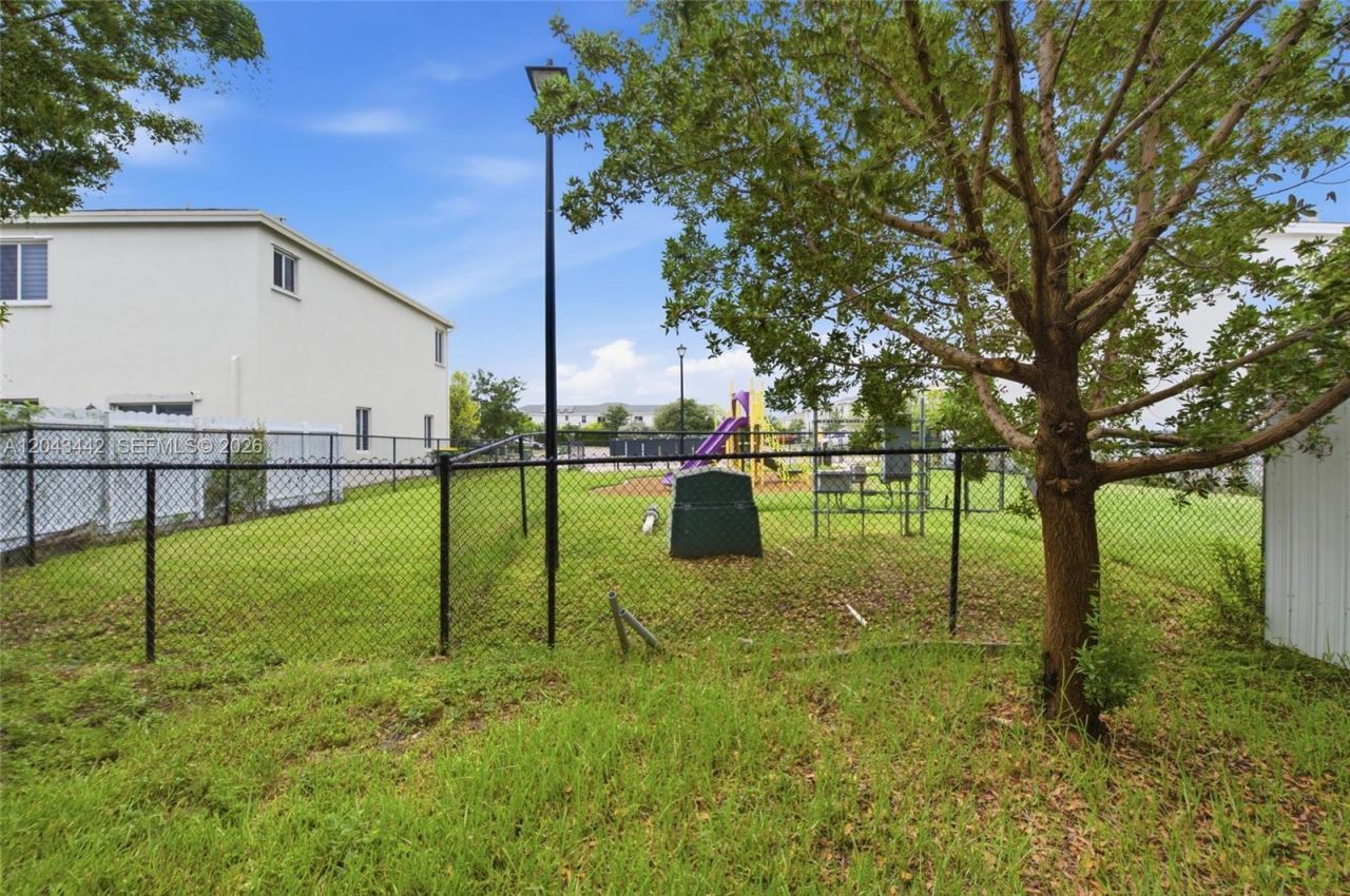 1774 SE 9th Ave , Unit 1774, Homestead, FL 33034 Photo
