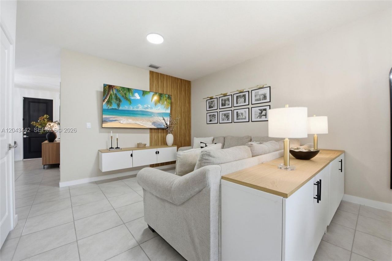 1774 SE 9th Ave , Unit 1774, Homestead, FL 33034 Photo