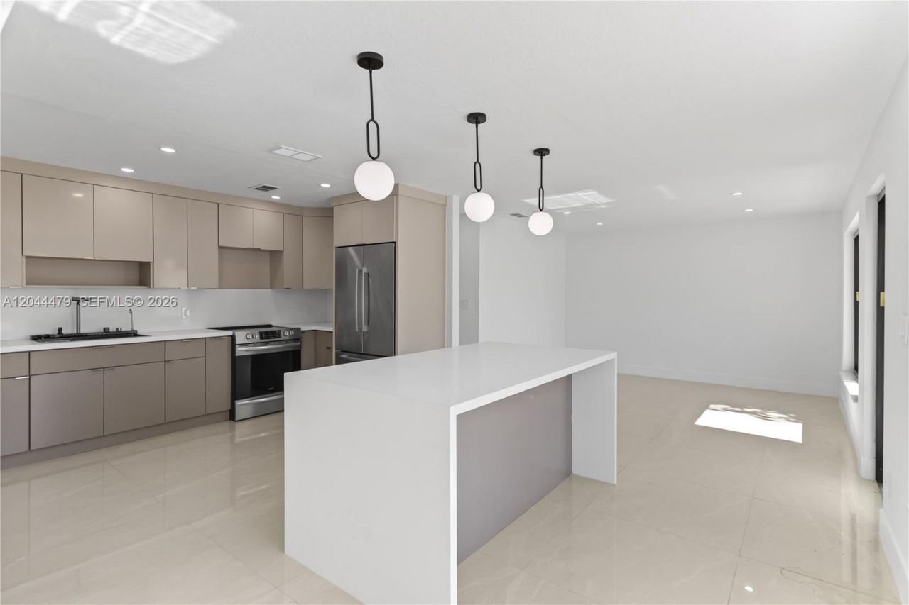 191 SE 6th Ave, Hialeah, FL 33010 Photo