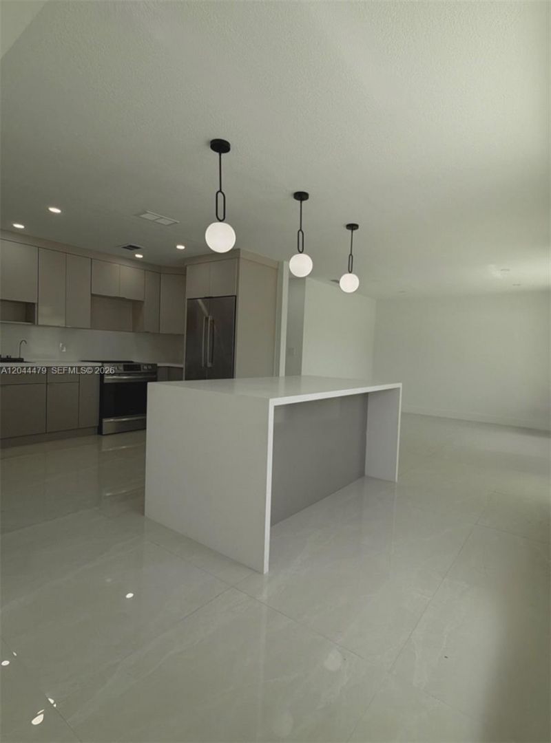 191 SE 6th Ave , Hialeah, FL 33010 Photo