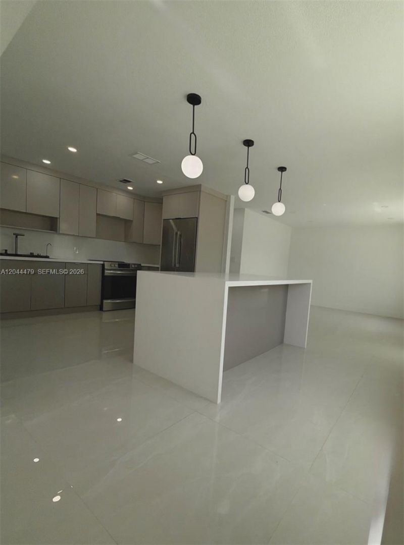 191 SE 6th Ave , Hialeah, FL 33010 Photo