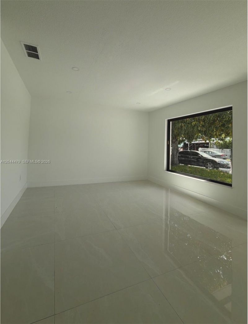 191 SE 6th Ave , Hialeah, FL 33010 Photo