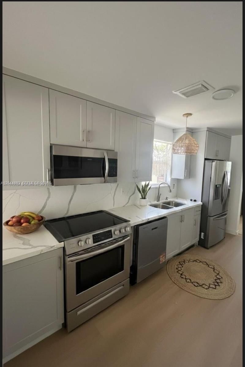 81 NW 44th St , Miami, FL 33127 Photo