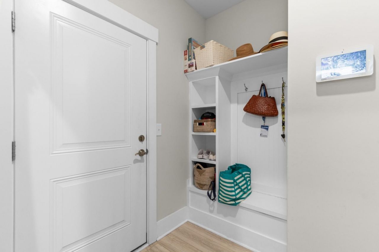 1026 Eugenio St.  Photo 22