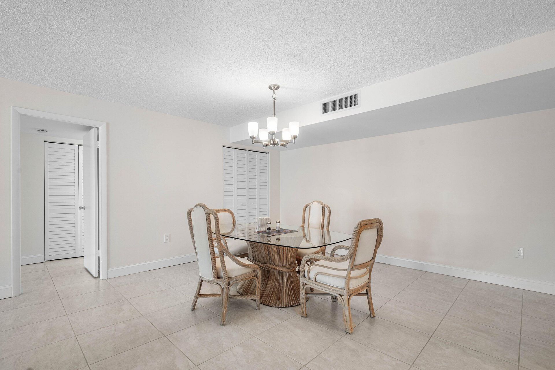 3460 S Ocean Boulevard, Unit 1080, Palm Beach, FL 33480 Photo
