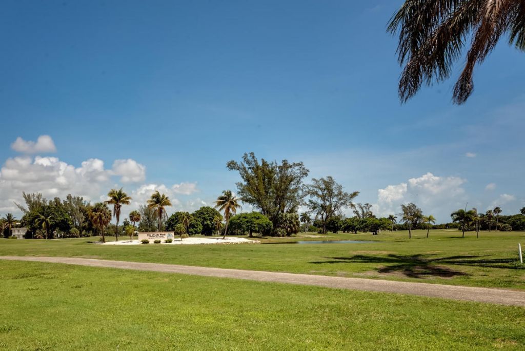 511 Lucerne Avenue, Unit 316, Lake Worth Beach, FL 33460 Photo