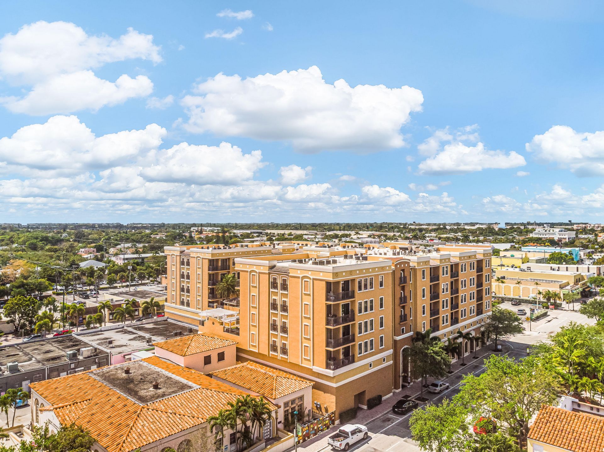 511 Lucerne Avenue, Unit 316, Lake Worth Beach, FL 33460 Photo