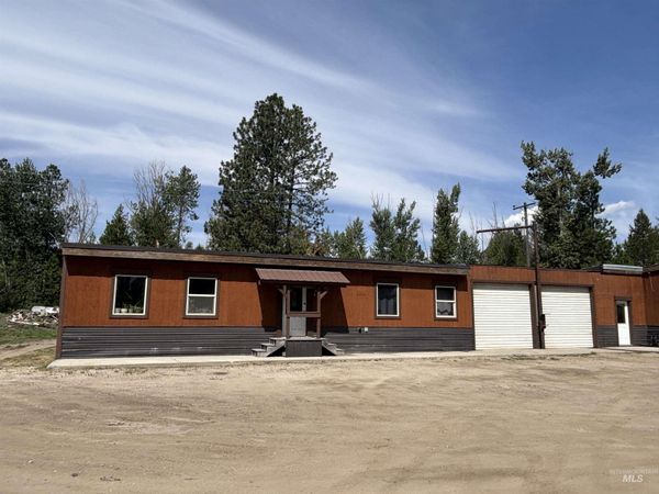 941 S Main Street, Cascade, ID 83611