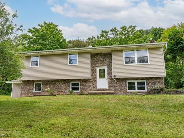 9115 Arrow Road NW, Minerva, OH 44657
