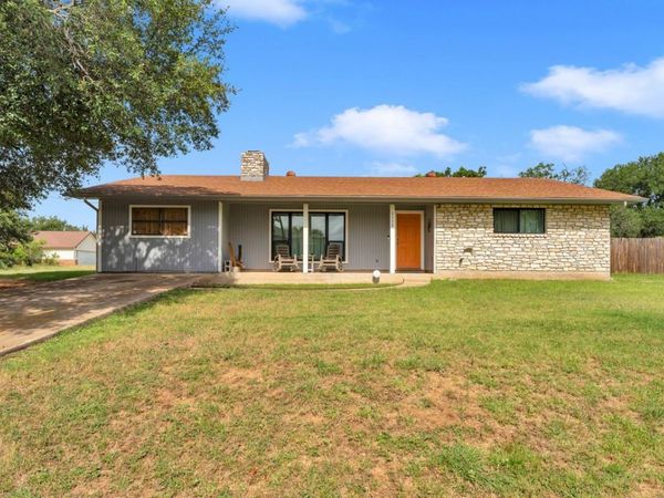 2208 Belaire DR, Granite Shoals, TX 78654