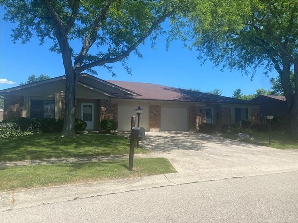 1313-1315 Rosehaven Circle, Kettering, OH 45429