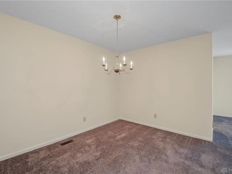 1313-1315 Rosehaven Circle, Kettering, OH 45429 Photo 10
