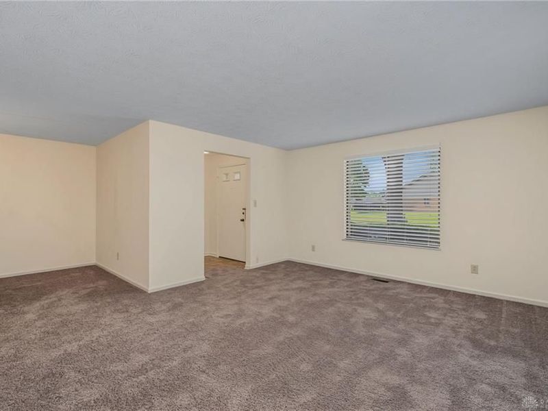 1313-1315 Rosehaven Circle, Kettering, OH 45429 Photo 11