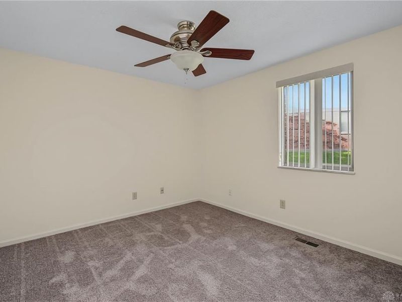 1313-1315 Rosehaven Circle, Kettering, OH 45429 Photo 20