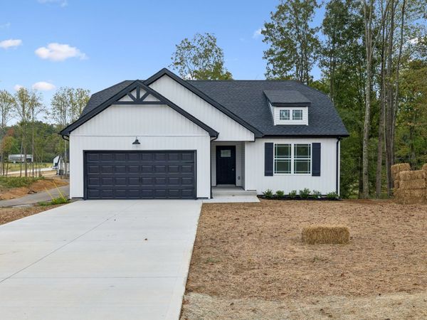 302 Dusty Rd, Dickson, TN 37055