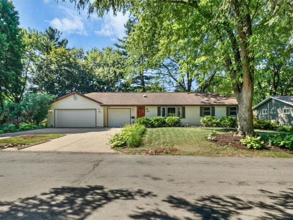 1521 Mayfield Lane, Madison, WI 53704