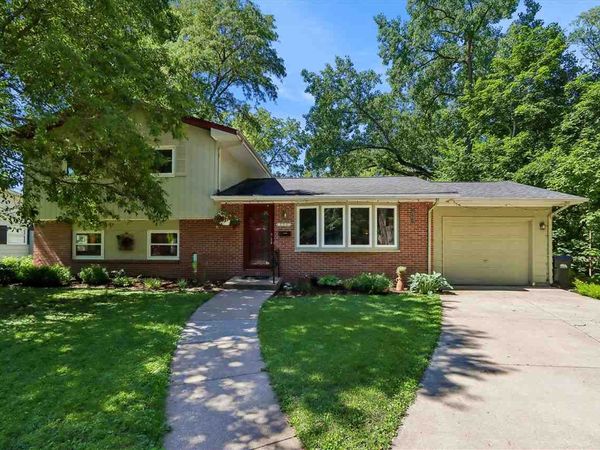 1429 Glendale Rd, Unit NA, Iowa City, IA 52245