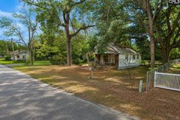 447 Murray Road  photo 4
