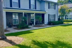 2494 Etiwan Avenue photo 4
