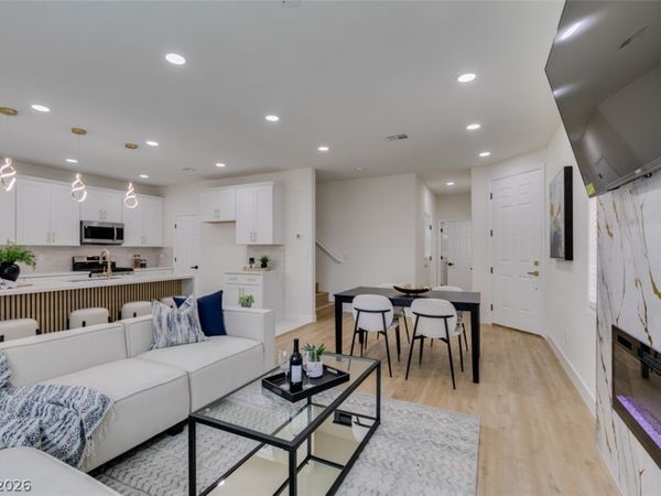 9751 Wailings Avenue , Las Vegas, NV 89148