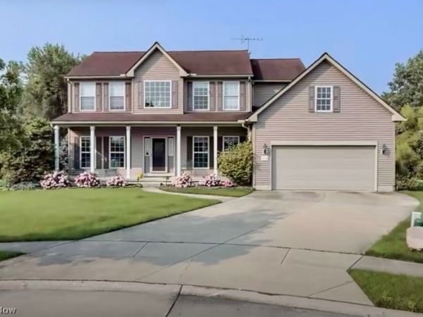 1718 Pine Court , Avon, OH 44011