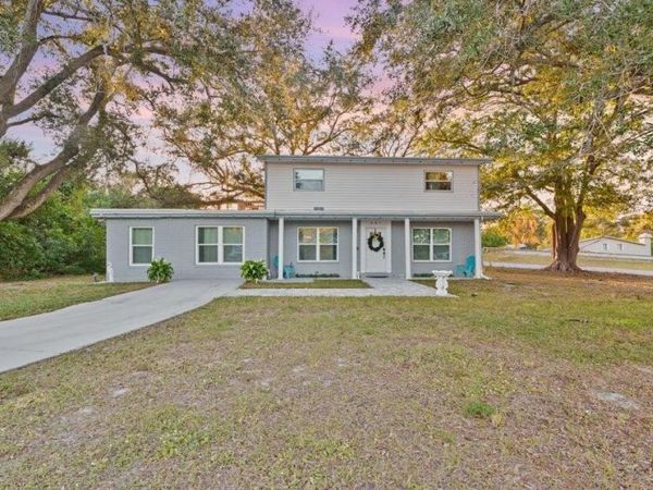 301 20th Avenue SW, Vero Beach, FL 32962
