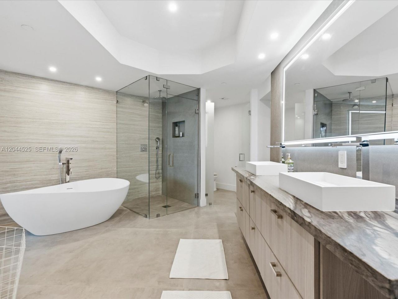 3802 NE 207th St, Unit 1101, Aventura, FL 33180 Photo