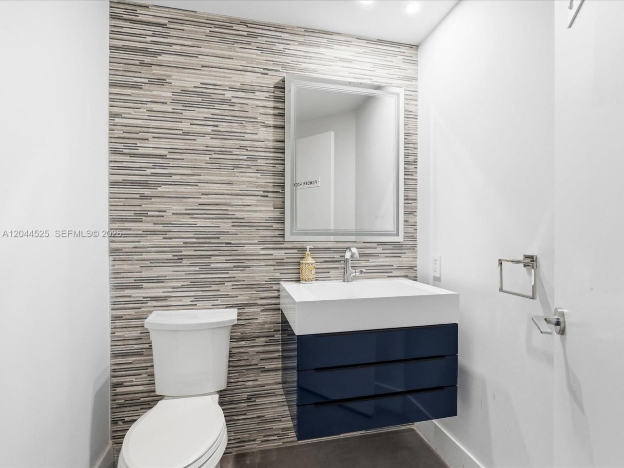 3802 NE 207th St, Unit 1101, Aventura, FL 33180 Photo