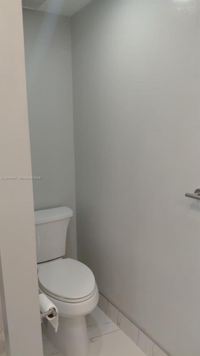 5335 NW 10th Ct , Unit 209, Plantation, FL 33313 Photo