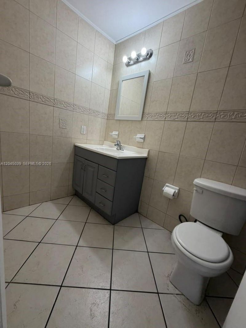 8851 NW 119th St, Unit 6201, Hialeah Gardens, FL 33018 Photo