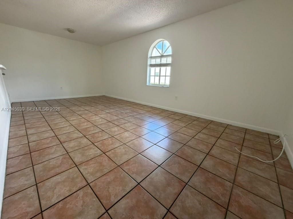 8851 NW 119th St, Unit 6201, Hialeah Gardens, FL 33018 Photo