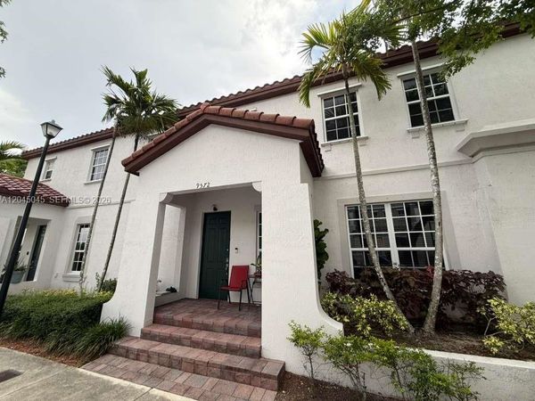 9572 SW 169th Pl , Unit Main House, Miami, FL 33196
