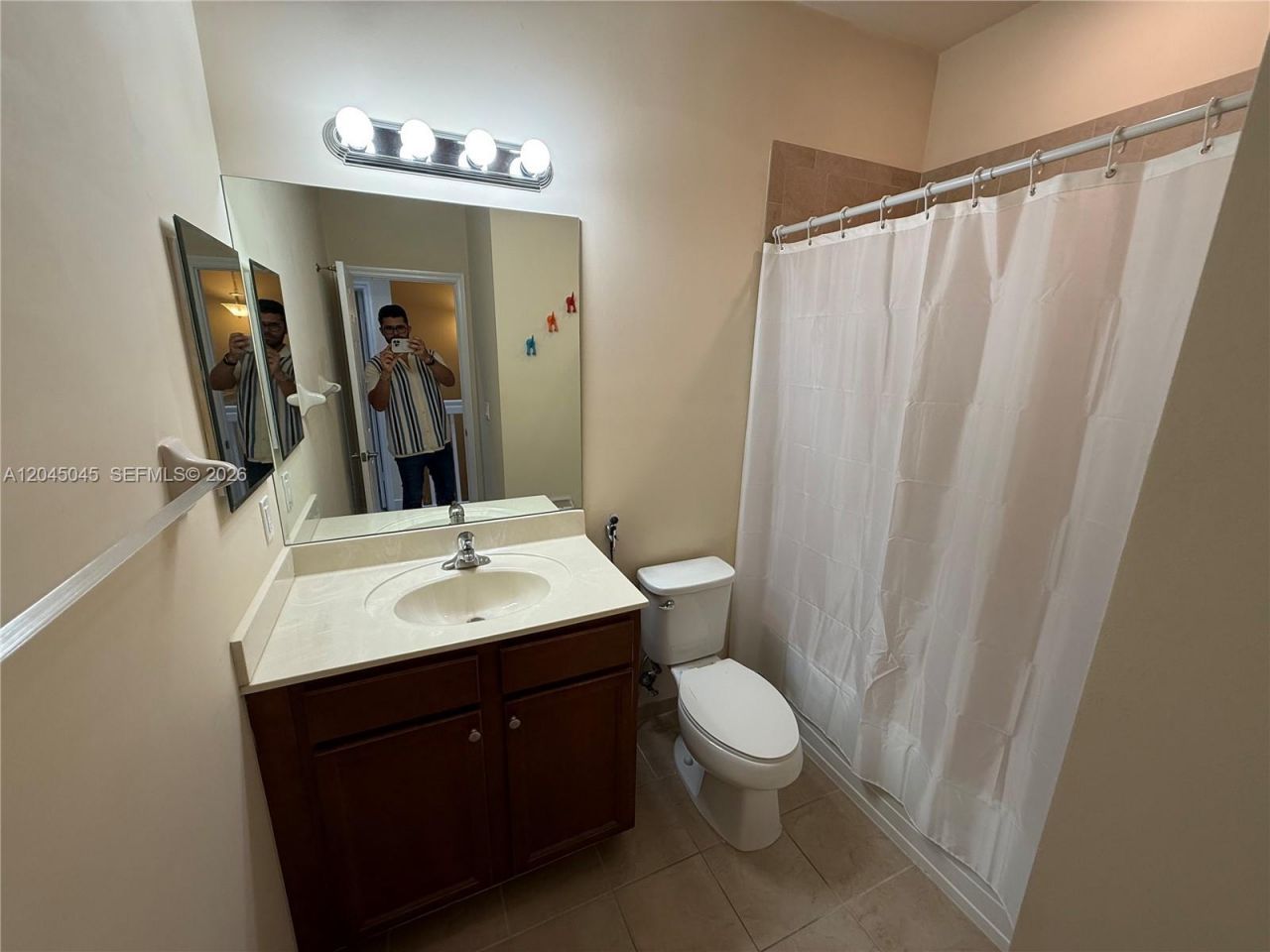 9572 SW 169th Pl , Unit Main House, Miami, FL 33196 Photo