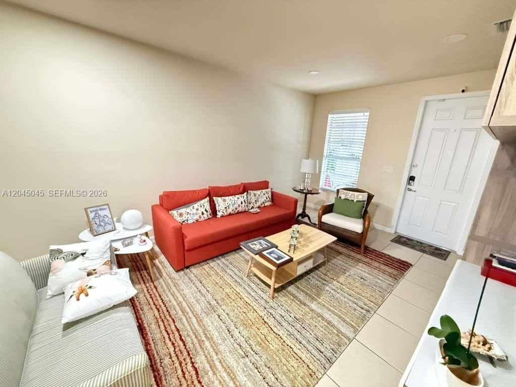 9572 SW 169th Pl , Unit Main House, Miami, FL 33196 Photo