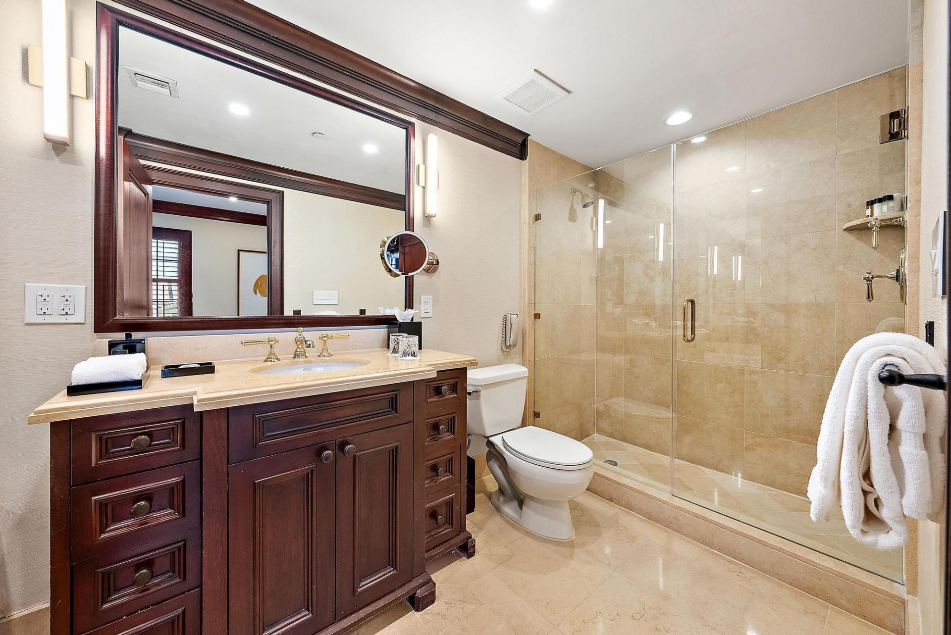 301 Australian Avenue, Unit 301, Palm Beach, FL 33480 Photo